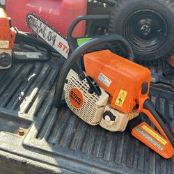 💥STHIL 018C Chainsaw 16”💥 RUNS PERFECT  New Carburetor.  New Bar & Chain.  New Fuel Hoses.  New Fuel Filter.  New Air Filter.  Case.