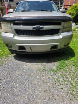 2008 suburban