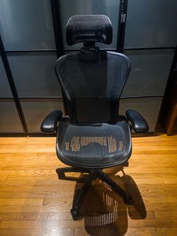 Herman Miller Aeron Chair with Headrest