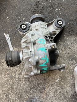 2017 Jaguar F-type Rear Differential