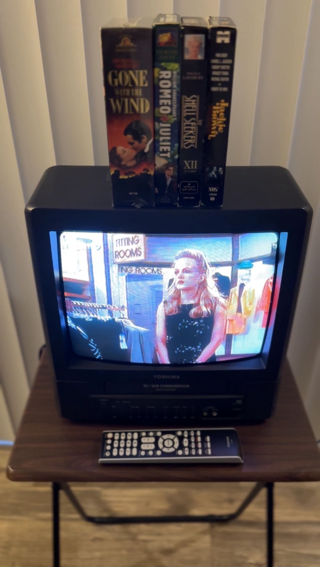 Toshiba TV VCR Combo With Remote