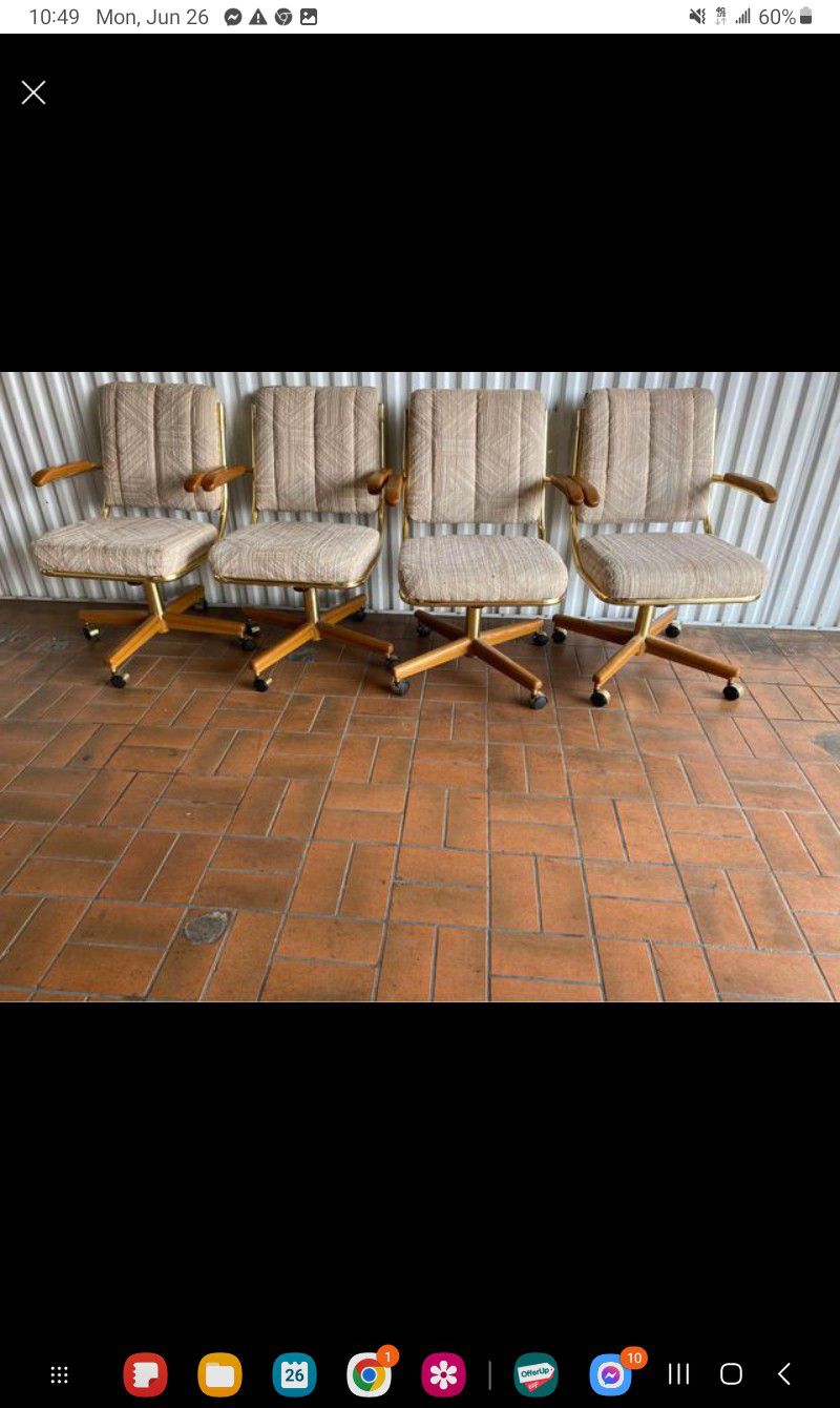 4 Rolling Chairs