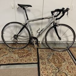 2005 Trek Pilot 2.1 Road Bike