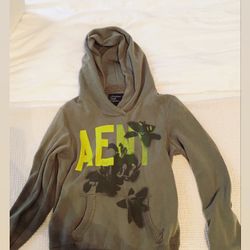 Women’s American Eagle Hoodie Size Medium 