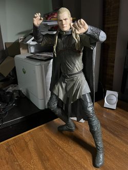 Legolas Epic Scale Lord Of The Rings Action Figure