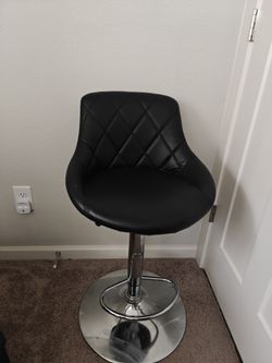 Bar stool