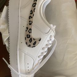 Nike Women Leopard Shoe