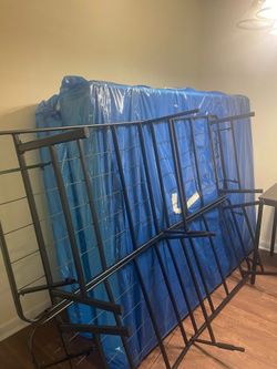 Queen Bed boxspring metal foldable frame