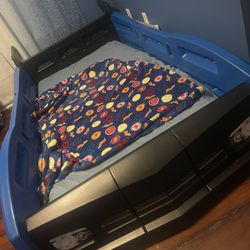 2 in 1 Twin / Toddler Conversion Bed 