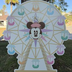 Disneyland Ferris Wheel Minnie Mouse