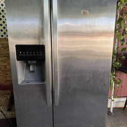 Refrigeradora De 7.5 En Buenas Condiciones. Usada.