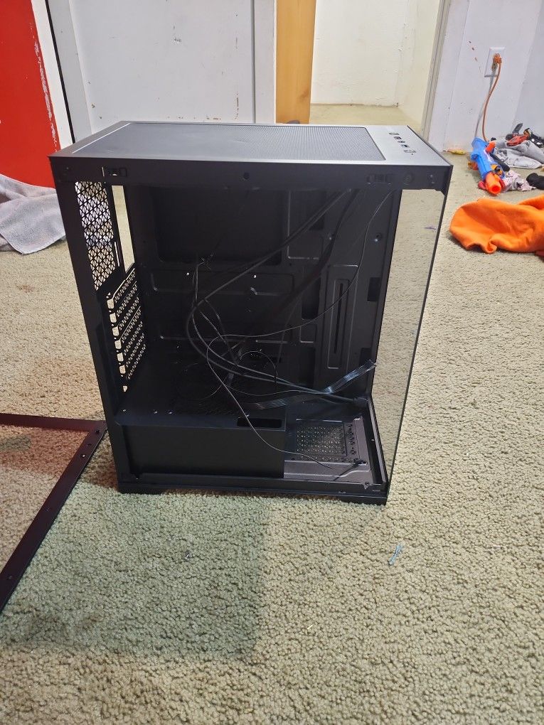 Nice NOT USED pc Case