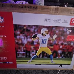 Brand new/unused 58" tcl smart TV 