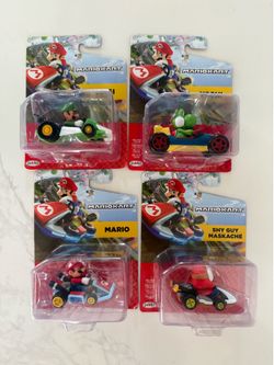 Super Mario Kart Racers Wave 5 — Mario - Luigi - Yoshi- Shy Guy lot of 4