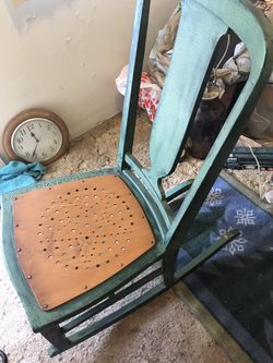 Old Wood Rocking Chair great Condition