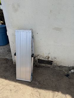 Aluminum ladders