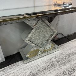 Nysa Console Table 👍FREE FINANCING AVAILABLE 👉 0️⃣ DOWN PAYMENT ❗NO CREDIT CHECK❗ 