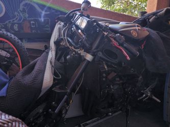 Yamaha Motorcycle Damaged / Parts Bike