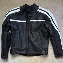Tourmaster Leather Motorcycling Jacket (Excellent)