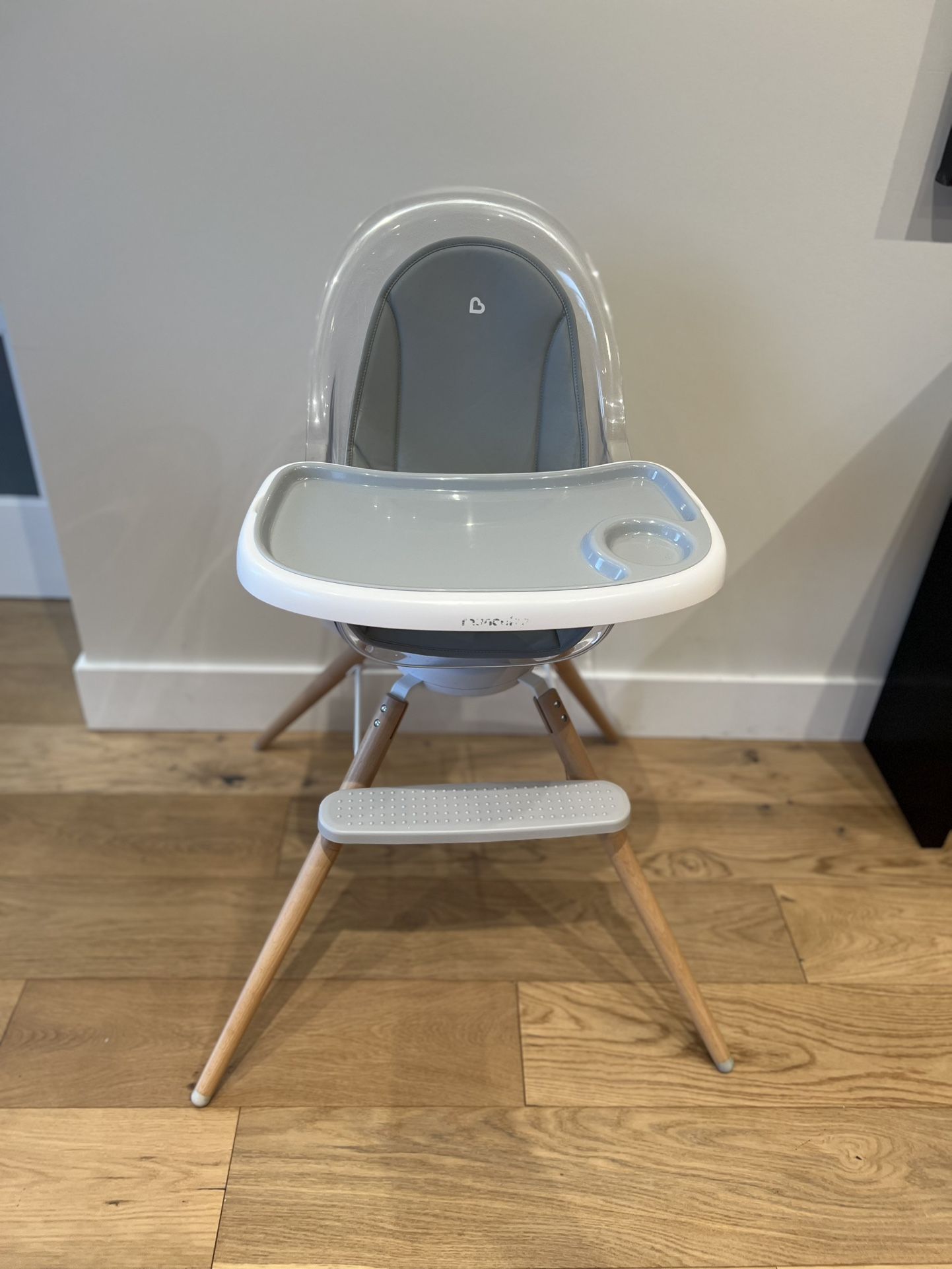 Munchkin - 360° Cloud™ High Chair