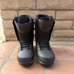 Men’s Snowboard Boots Size: 15M