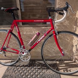 700cx25. TREK 1400 Mens road Bike (XL)58cm. Vintage 90's EXCELLLENT CONDITION WITH FRESHLY TUNE UP 👌🏼