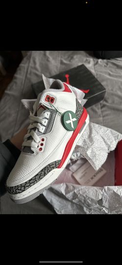 fire red 3 size 4y (5.5 women)