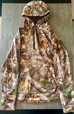 Like New Realtree Baltimore Orioles Hoodie (Large)