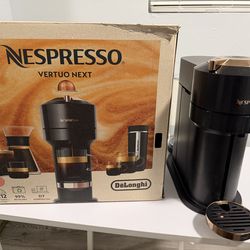 Nespresso Vertuo Next Coffee Machine – Excellent Condition