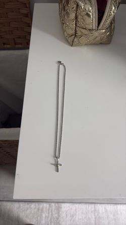 David Yurman cross necklace
