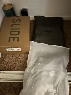yeezy slides