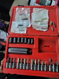 SNAP-ON 234EPIT 3/8 DRIVE 33 PIECE IMPACT DRIVER SOCKET SET