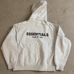 🔥 FEAR OF GOD ESSENTIALS HOODIE – LIGHT OATMEAL – SIZE L (NEW)