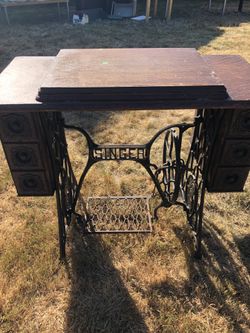 Singer Sewing Machine