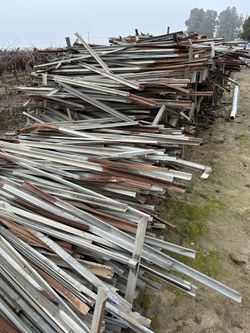 7 Foot Metal Posts