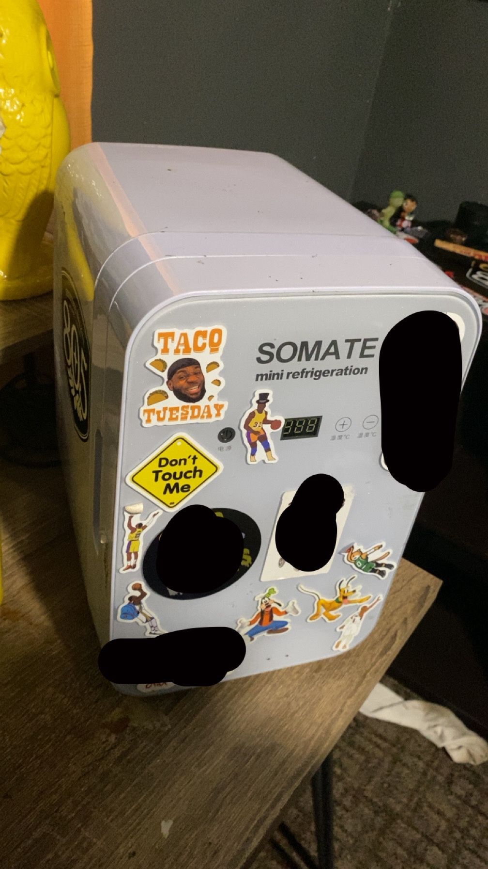MINI FRIDGE
