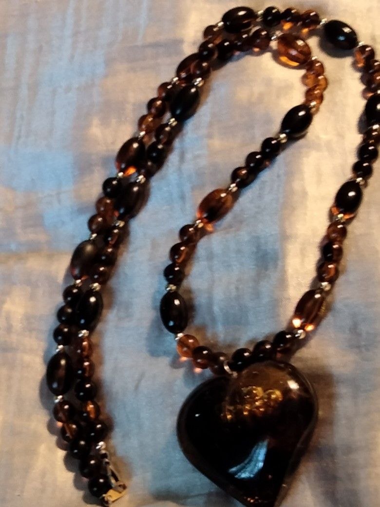 Amber Heart Shaped Pendant w/Necklace 