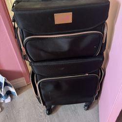 Makeup Carry On
