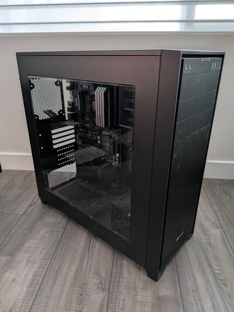 Corsair 750D Full ATX Case
