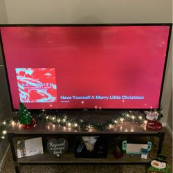 55 Inch TCL Tv With Roku