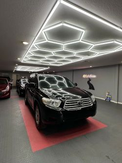 2010 TOYOTA HIGHLANDER LIMITED v6