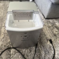 Igloo Electric Countertop Ice Maker Machine - Automatic and Portable