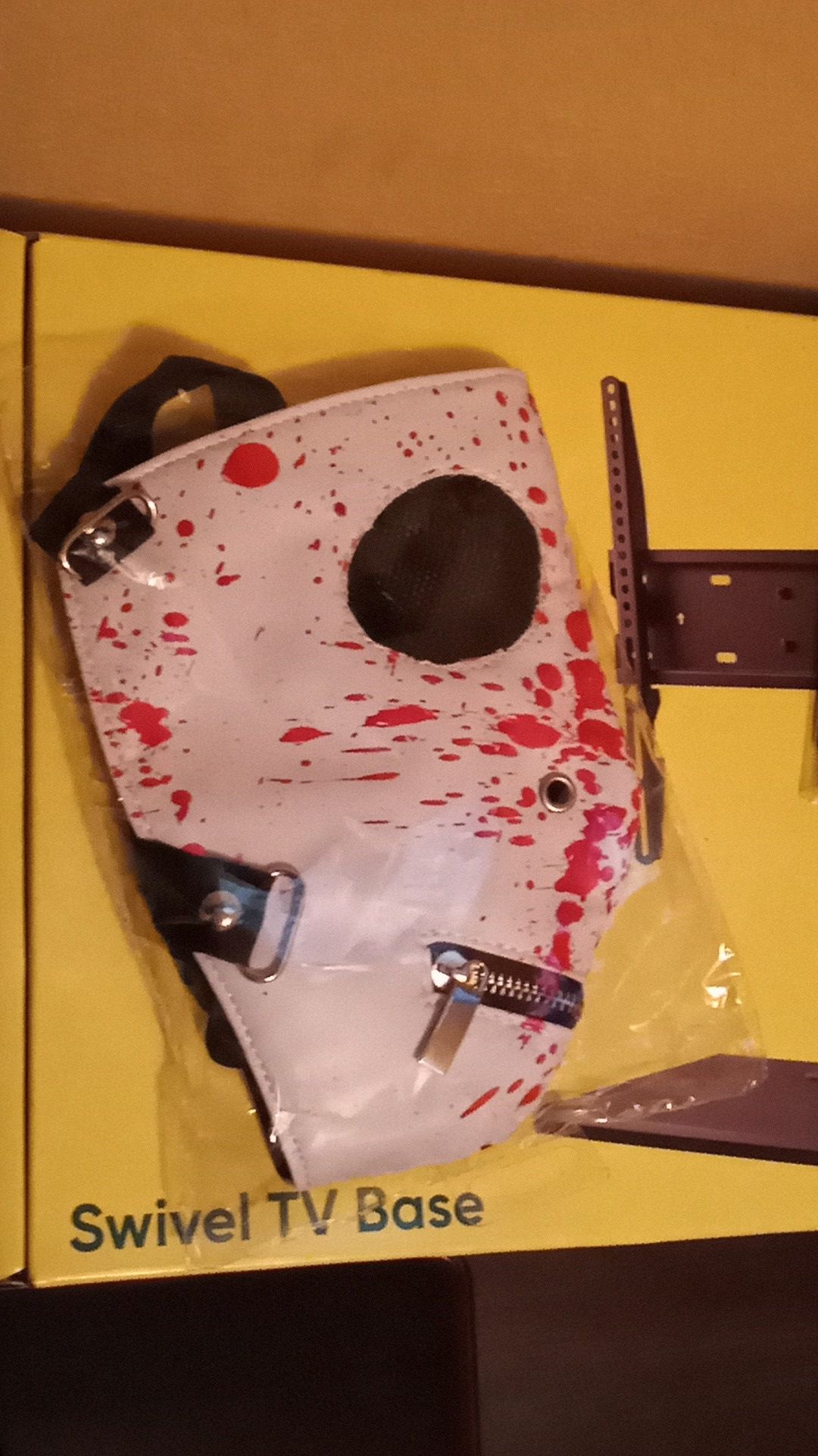 NEW🔥Halloween mask 😷 SACRAMENTO COSTUME 💥💯 paid 30 tax