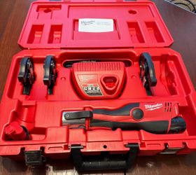 Milwaukee M12 12V Force Logic Cordless Press Tool Kit
