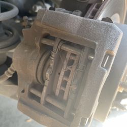 Lexus GS350 “2007” BRAKE CALIPER
