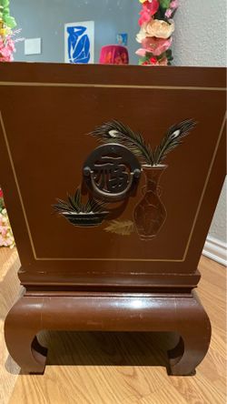 Antique Asian Style Plant Pot Holder