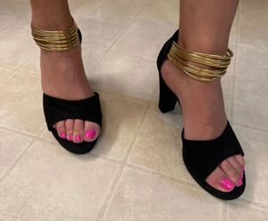 New black and gold heels