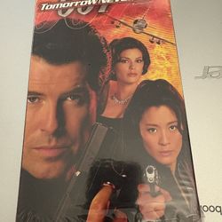 007 Tomorrow Never Dies 