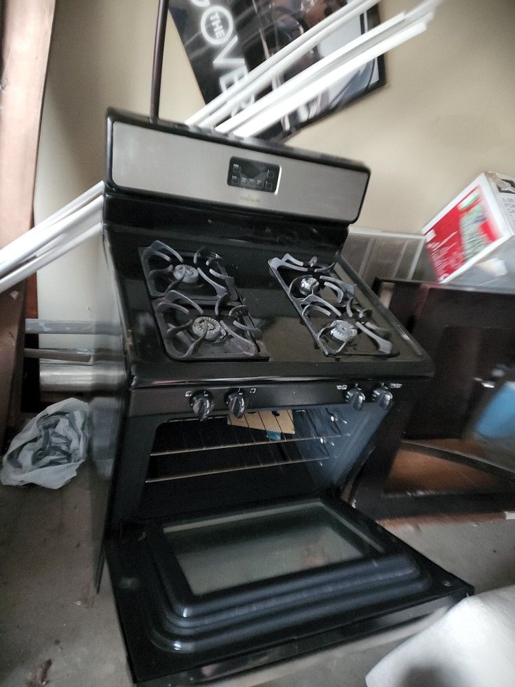 Frigidaire Gas Stove