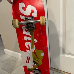 Skateboard